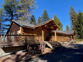 Something for everyone! Hike, Bike, Fish, Boat - Rest and Relax at The Log Cabin! home, Lake Almanor Country Club